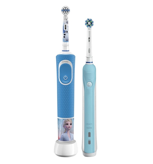 Комплект зубных щеток Oral-B Pro 1 Cross Action и Kids D16.513.1U + D100.410.2K (голубой) Комплект зубных щеток Oral-B Pro 1 Cross Action и Kids D16.513.1U + D100.410.2K (голубой)