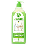 Картинка Средство для мытья посуды с ароматом яблока SYNERGETIC 1л